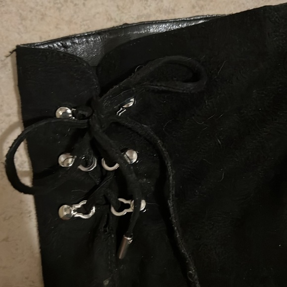 Knee high boots - Picture 3 of 3